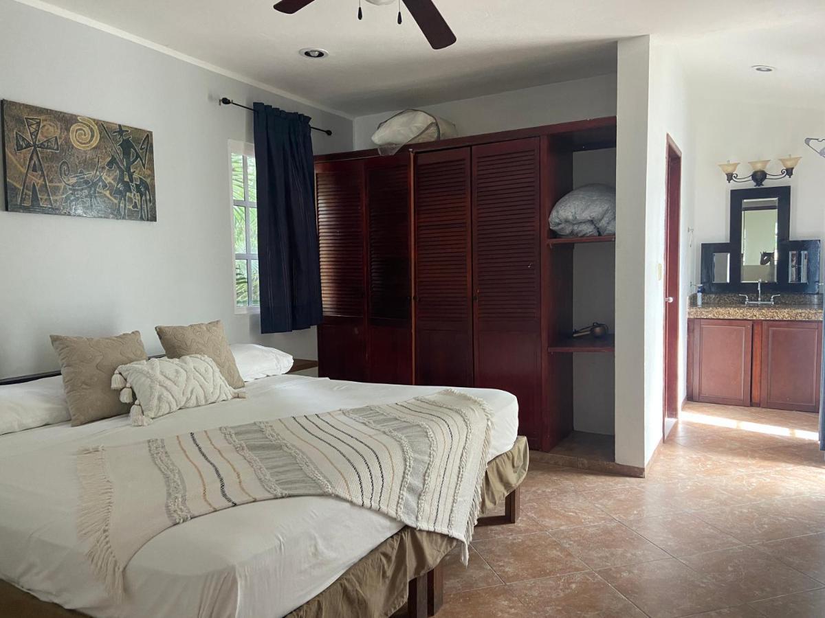 Casa Blanca Villa Плая дел Кармен Екстериор снимка