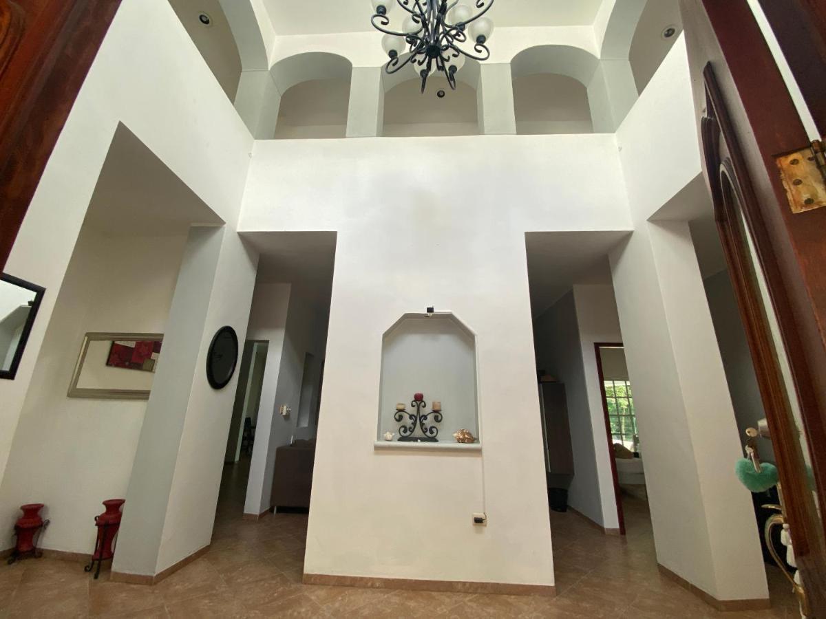 Casa Blanca Villa Плая дел Кармен Екстериор снимка